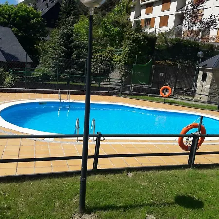 Paseo De Ayerbe Nº5 Apartamento *