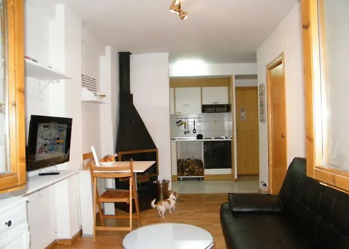 Paseo De Ayerbe Nº5 *