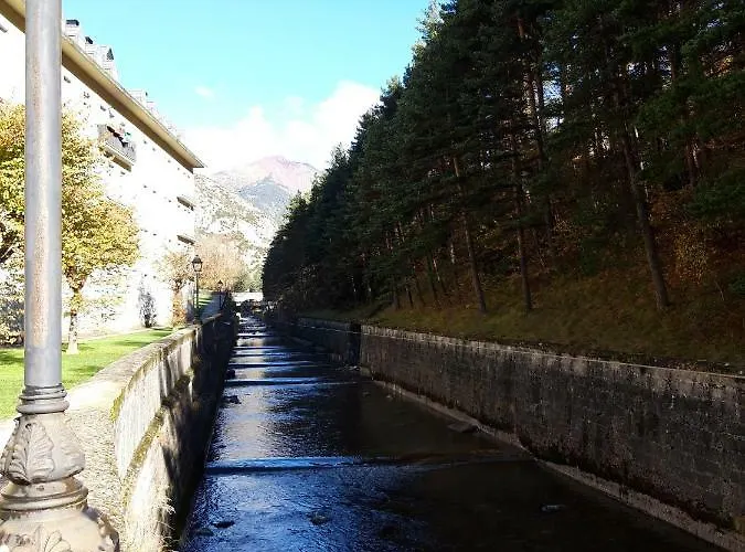 Paseo De Ayerbe Nº5